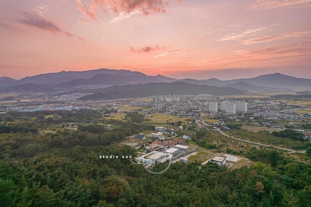 Hotel Studio Oso Gyeongju Habitación foto